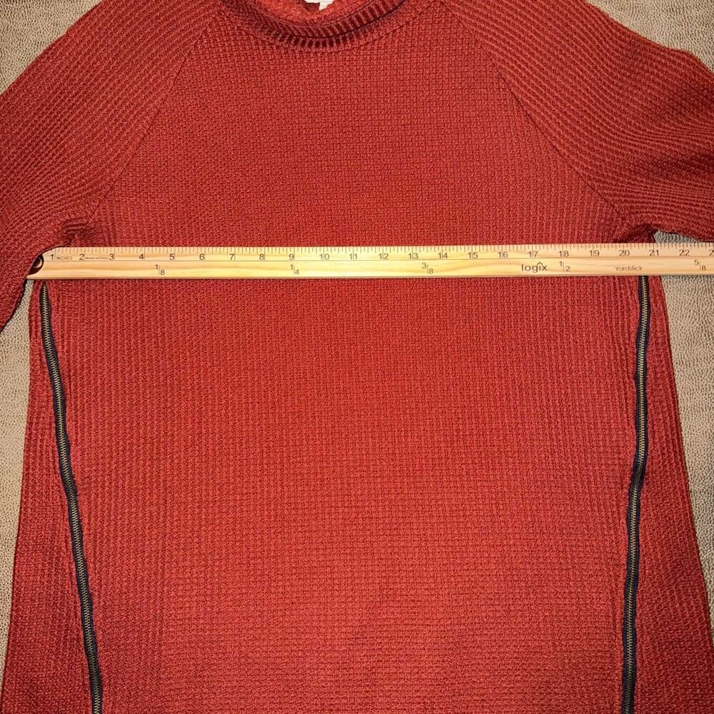 L.L. Bean Signature Waffle Knit Turtleneck Sweater - Picture 4 of 8
